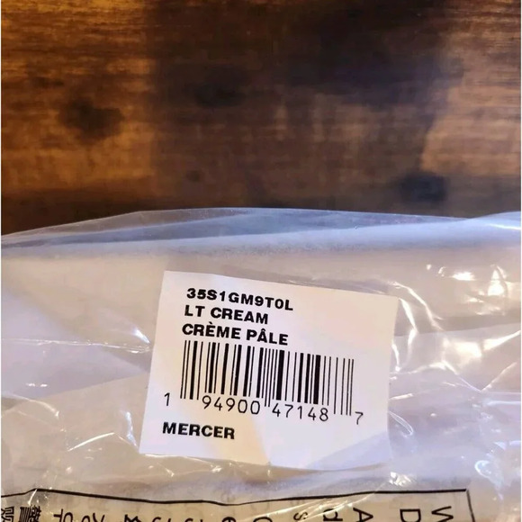 Michael Kors Mercer Extra Small Pebbled Leather Crossbody Bag Cream Minimalist - Picture 9 of 10